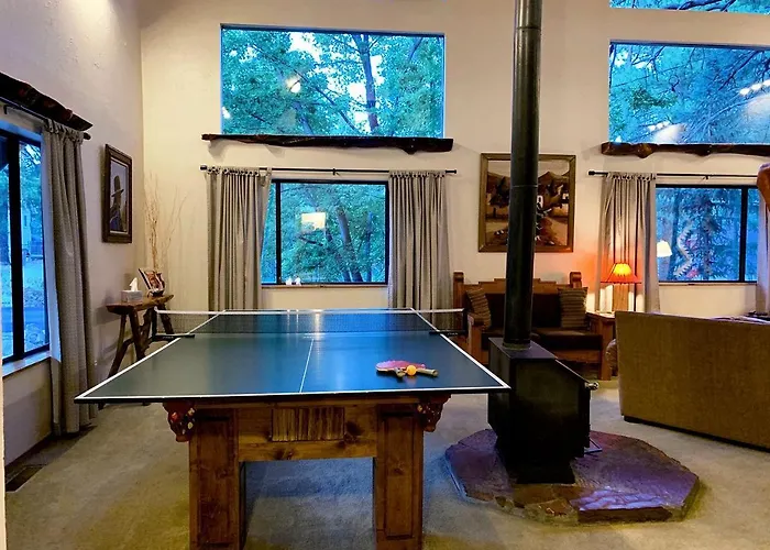 Luxury Hilltop With Hot Tub Overlooking Forest In Flagstaff, Arizona Flagstaff